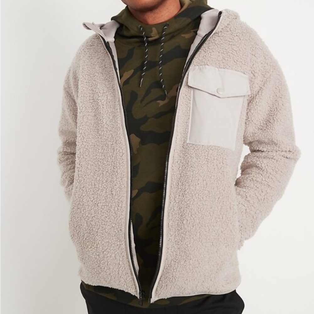Old Navy Men’s Cozy Sherpa Jacket